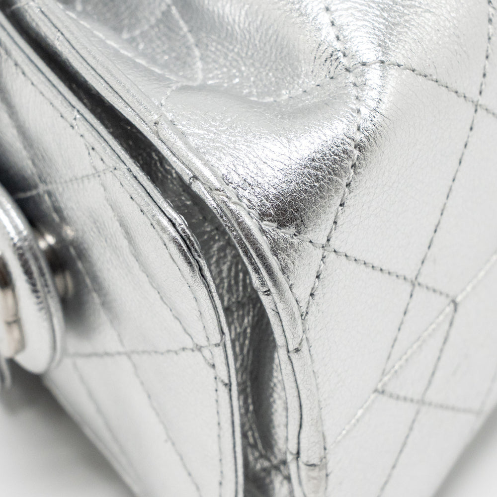 CHANEL MINI 25 BAG METALLIC GRAINED CALFSKIN SILVER SHW (MICROCHIP)