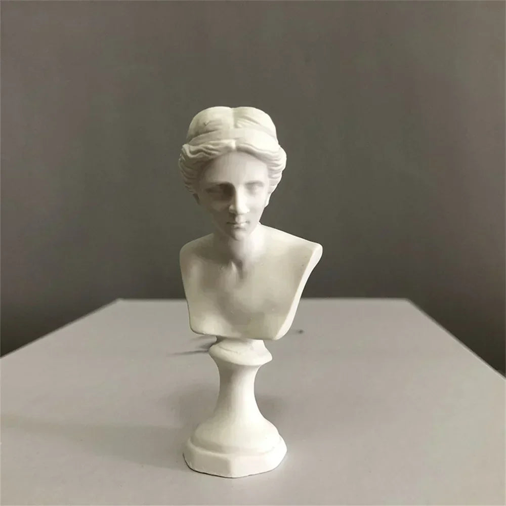 Resin Statue Mini Head Art & Decoration