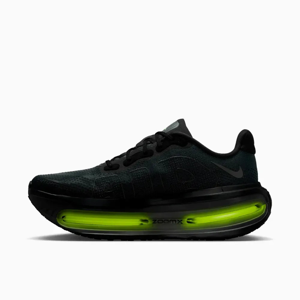 Vomero Premium Black Volt