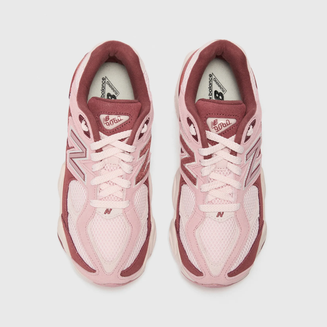 9060 "Pink Red Velvet"