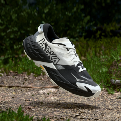 Speedgoat 7 Black/White