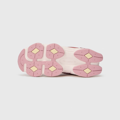 9060 "Pink Red Velvet"