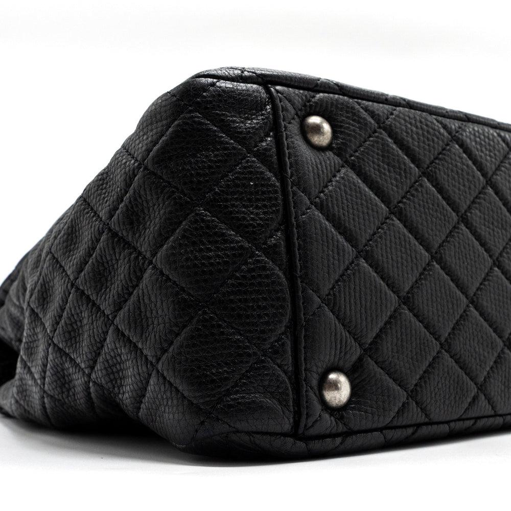 CHANEL XXL CLASSIC TRAVEL FLAP CALFSKIN BLACK RUTHENIUM HARDWARE