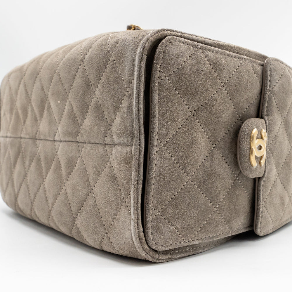 CHANEL SMALL 25 BAG SUEDE GREY GHW (MICROCHIP)