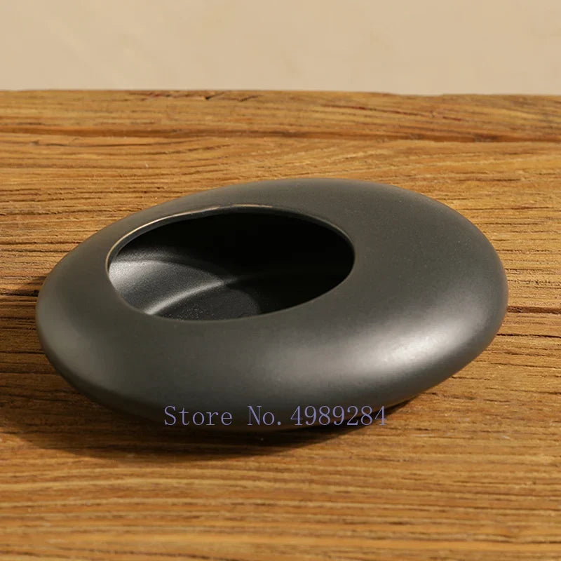 Shallow Style Ceramics Vase