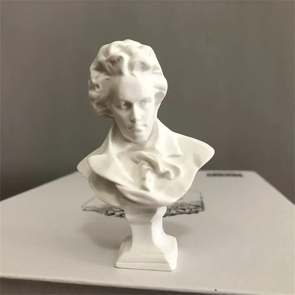 Resin Statue Mini Head Art & Decoration