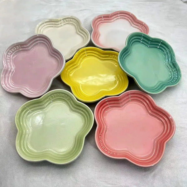 Le Creuset Flower Dish