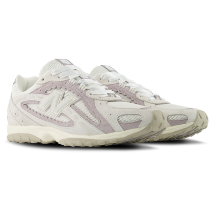 New Balance 204L - Women's - Truffle Salt/Reflection